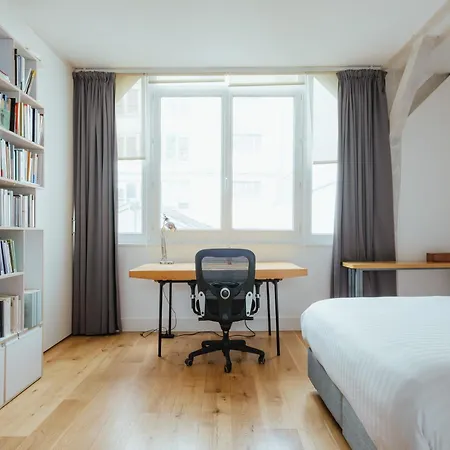 Veeve - Canal-side Hideaway * Paris